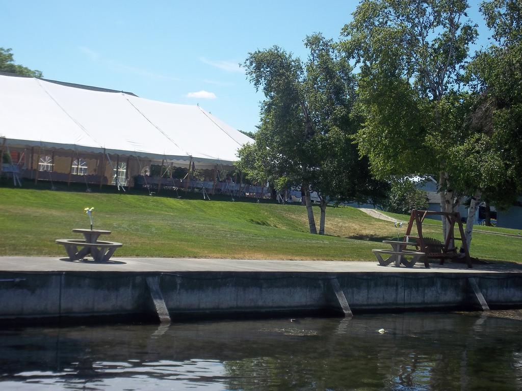 Stone Fence Resort Ogdensburg Bagian luar foto