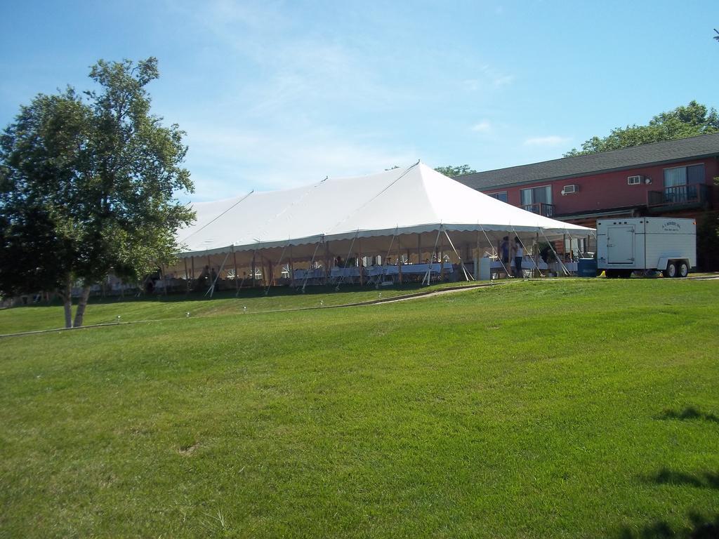 Stone Fence Resort Ogdensburg Bagian luar foto