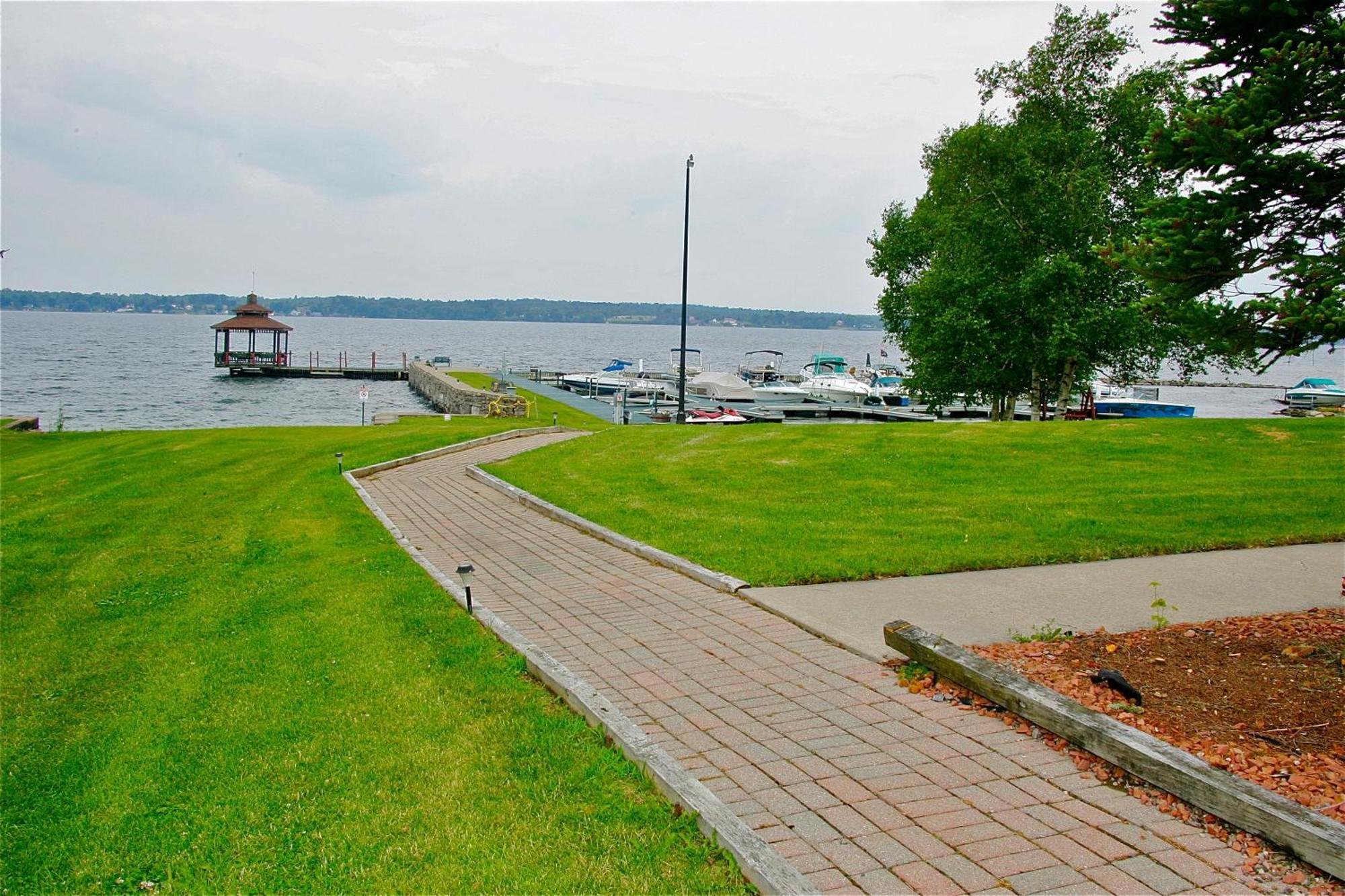 Stone Fence Resort Ogdensburg Bagian luar foto