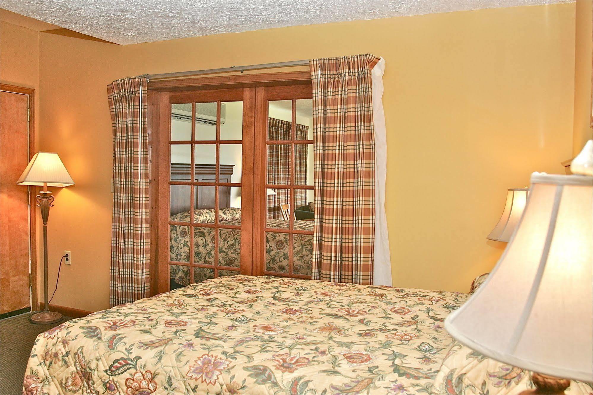 Stone Fence Resort Ogdensburg Bagian luar foto