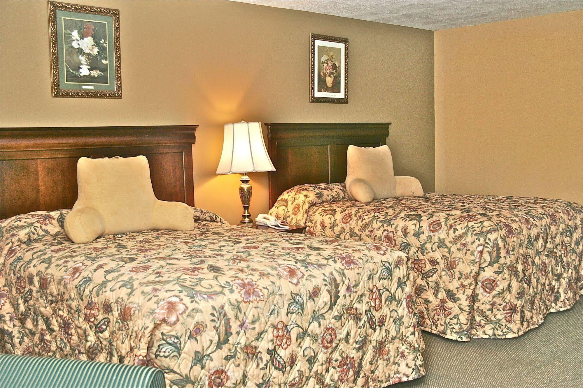 Stone Fence Resort Ogdensburg Bagian luar foto